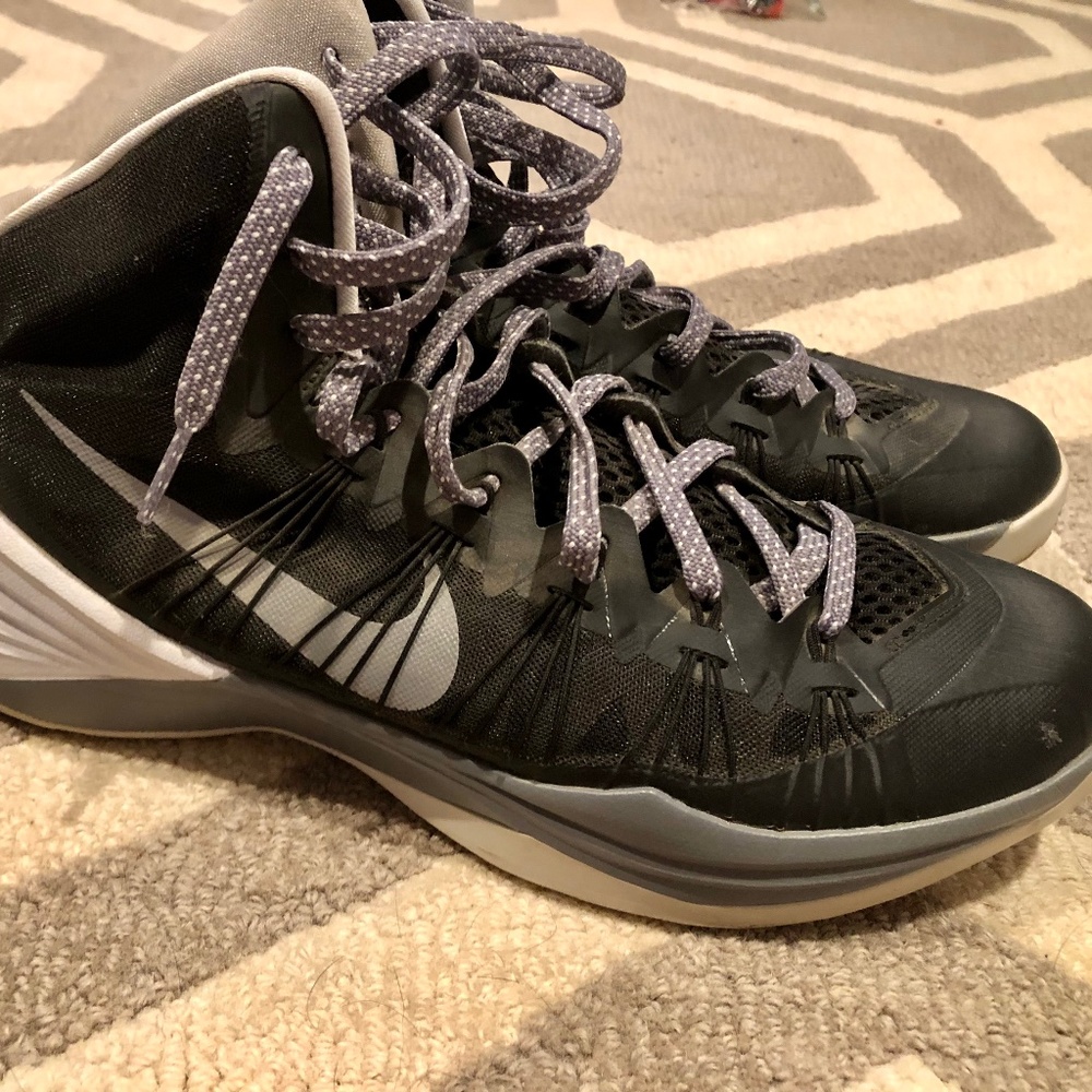 Nike basketball sneakers